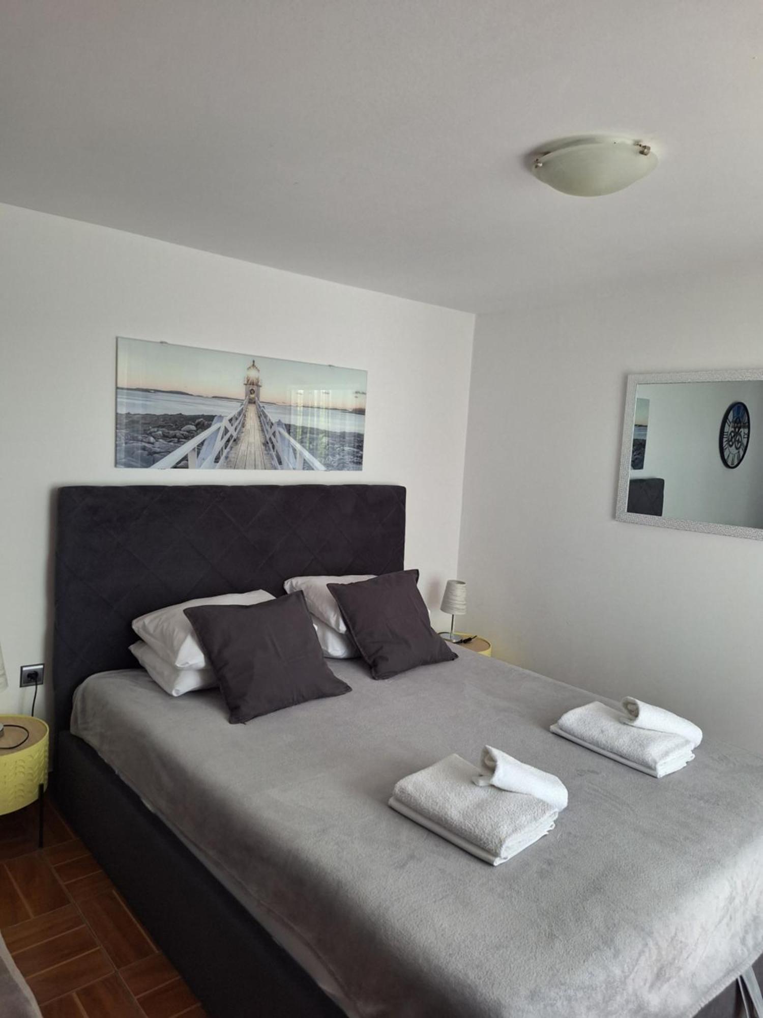 Apartamento Feral Sveti Juraj Exterior foto